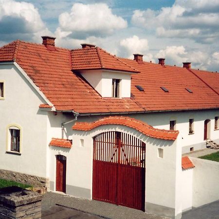 Blazkuv Statek Appartement Malsice Buitenkant foto