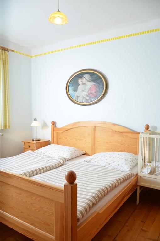 Blazkuv Statek Appartement Malsice Kamer foto