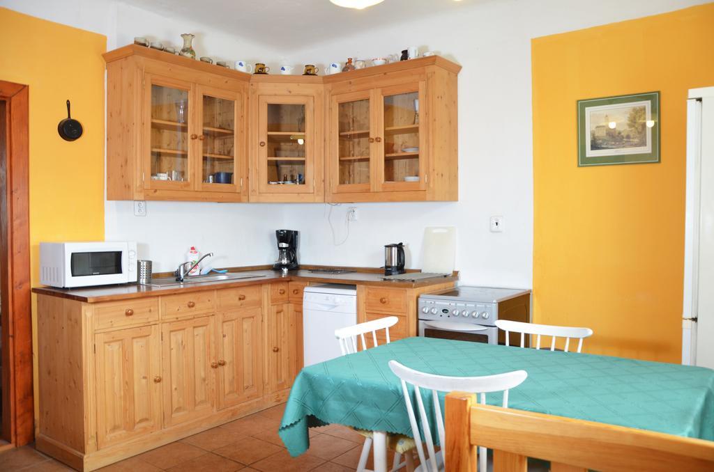 Blazkuv Statek Appartement Malsice Kamer foto