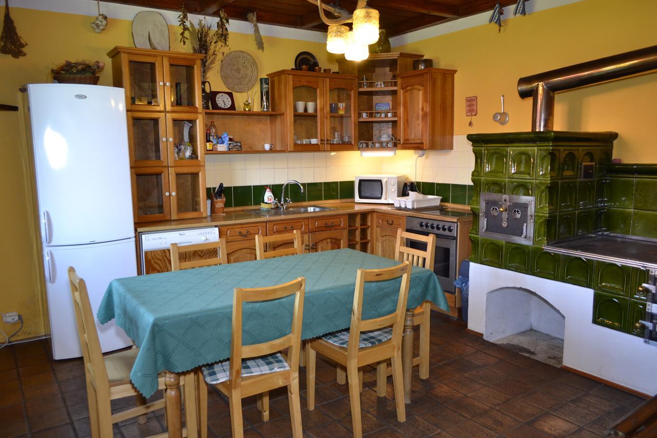 Blazkuv Statek Appartement Malsice Buitenkant foto