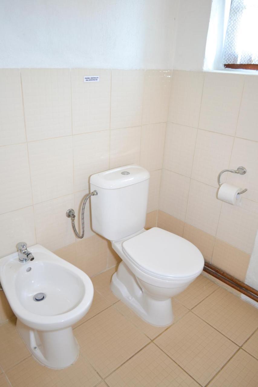 Blazkuv Statek Appartement Malsice Buitenkant foto