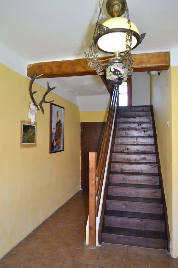 Blazkuv Statek Appartement Malsice Buitenkant foto